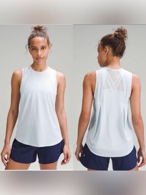 Lululemon light blue Lightweight Sleeveless Sculpt Tank Top - Size 6